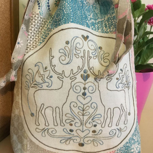 So Deer Sewing Bag